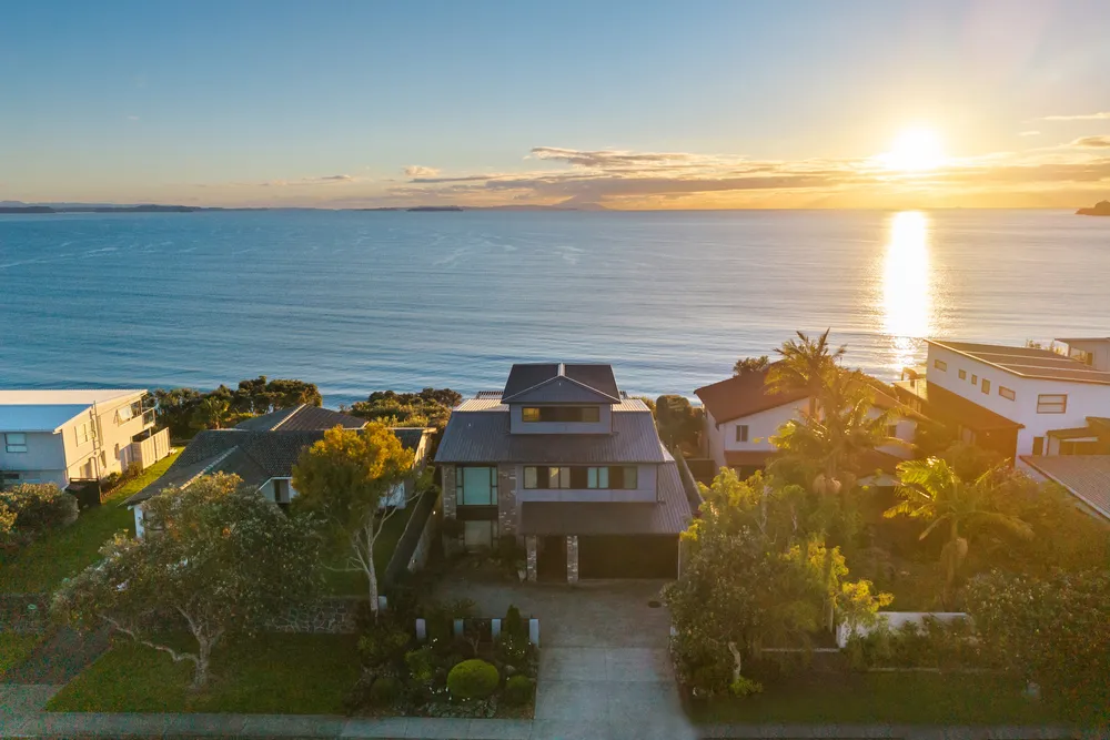 Photos of 236 Vipond Road