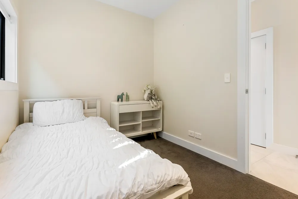 Photos of 236 Vipond Road