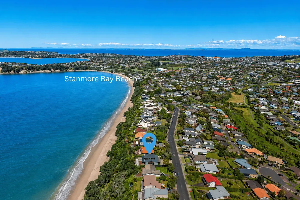 Photos of 236 Vipond Road