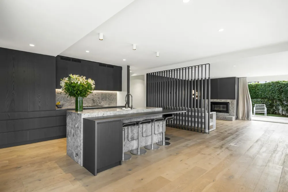 Photos of 20 Sunny Brae Crescent