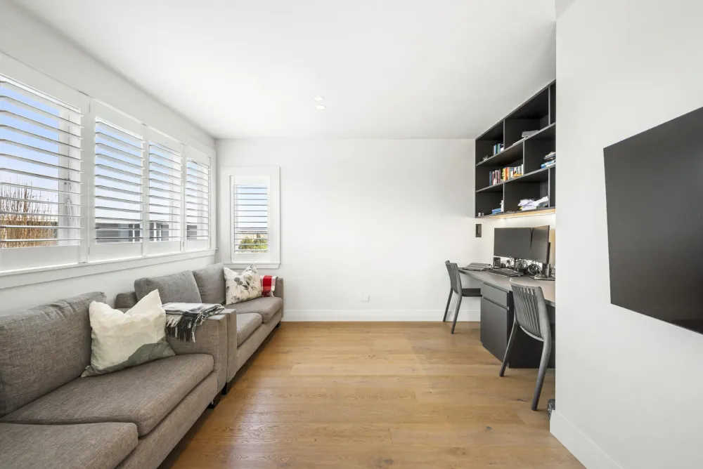 Photos of 20 Sunny Brae Crescent