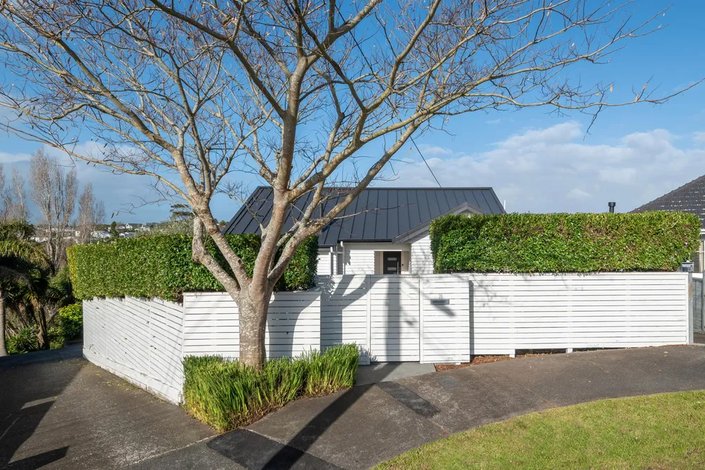 Photos of 20 Sunny Brae Crescent