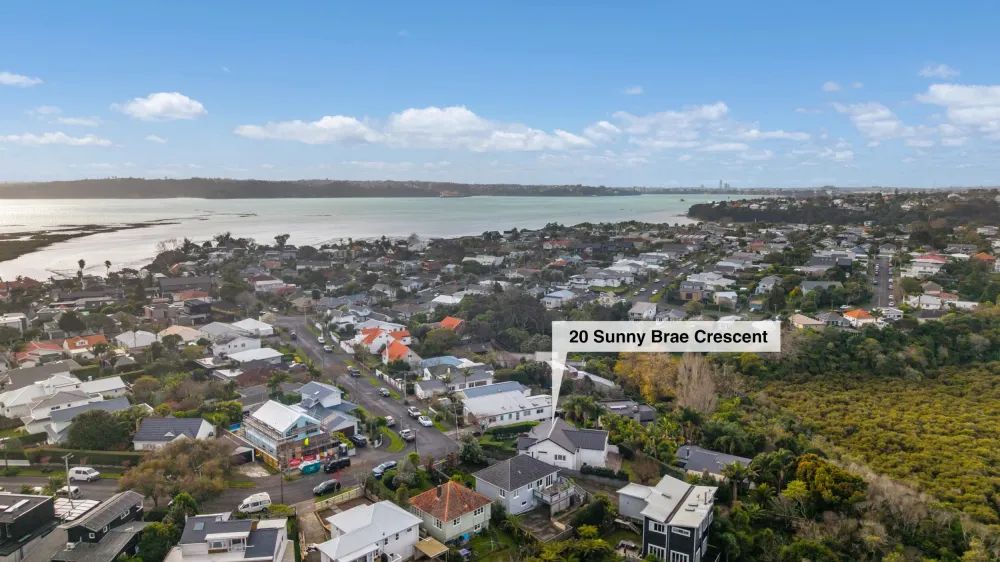 Photos of 20 Sunny Brae Crescent