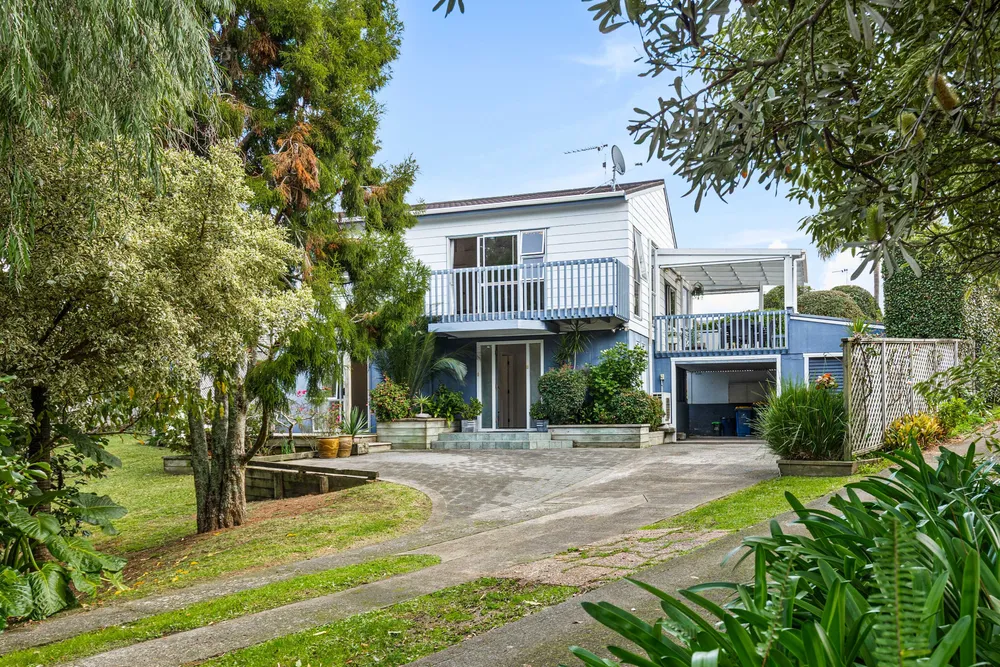 Photos of 18 Dawnhaven Drive