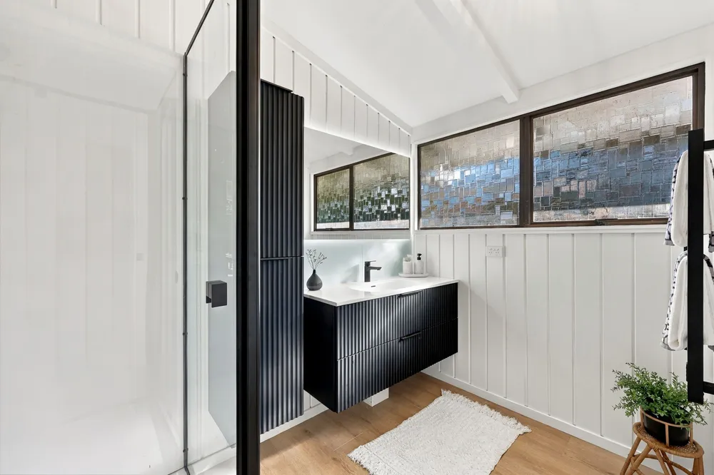 Photos of 79A Rangatira Road