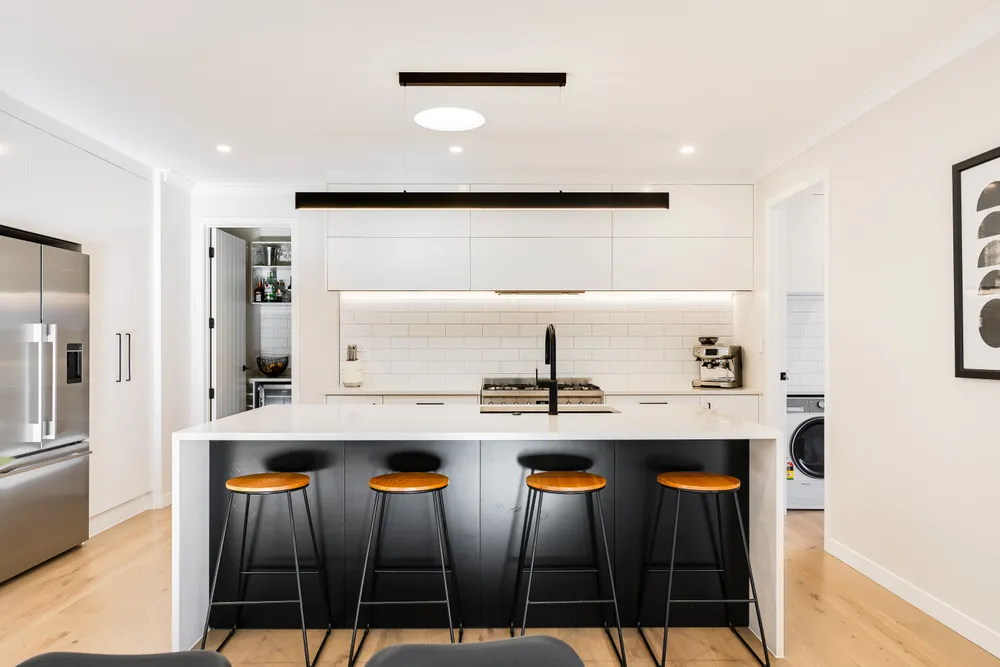 Photos of 170 Ahutoetoe Road