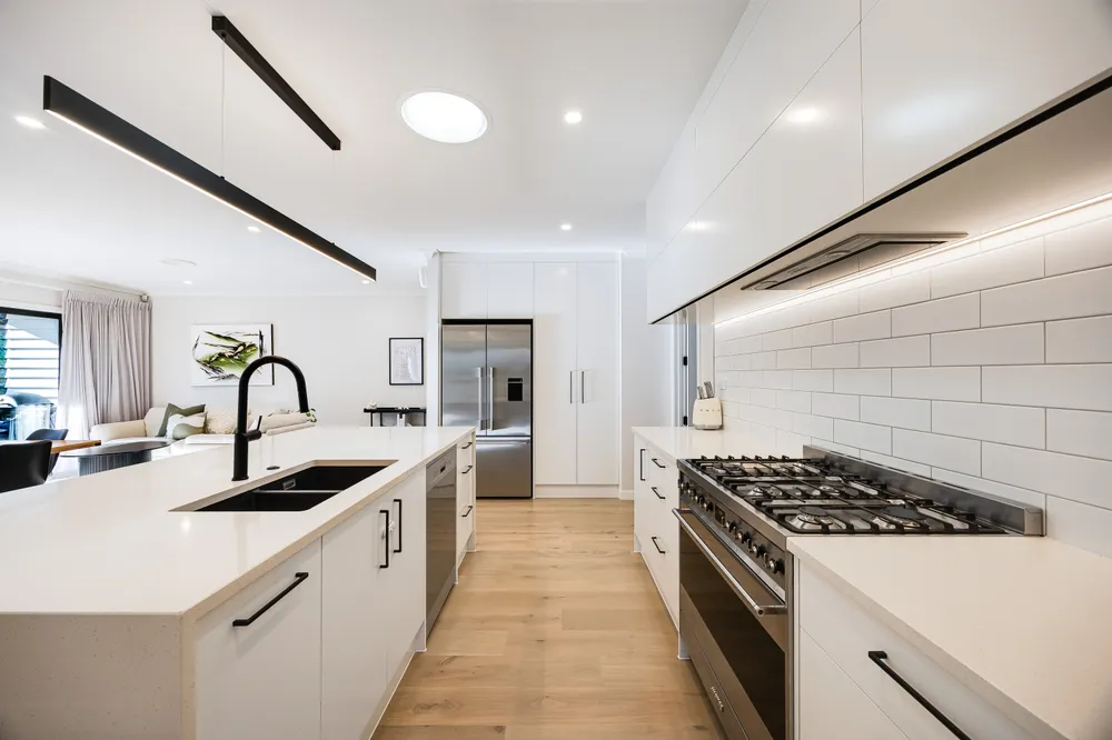 Photos of 170 Ahutoetoe Road