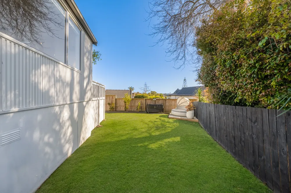 Photos of 2/10 Trident Place