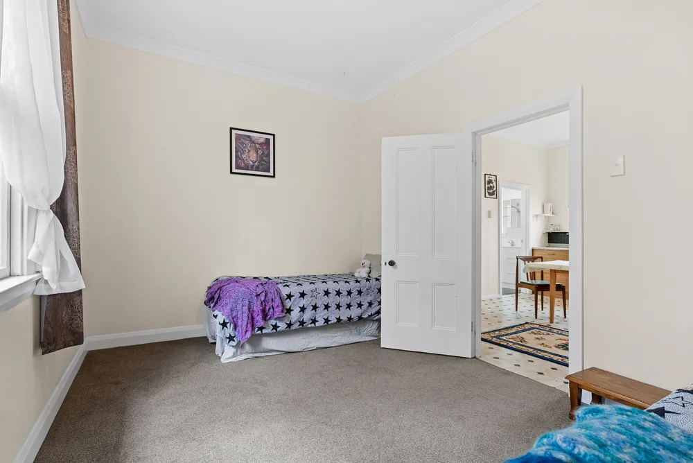 Photos of 34 Jervois Terrace