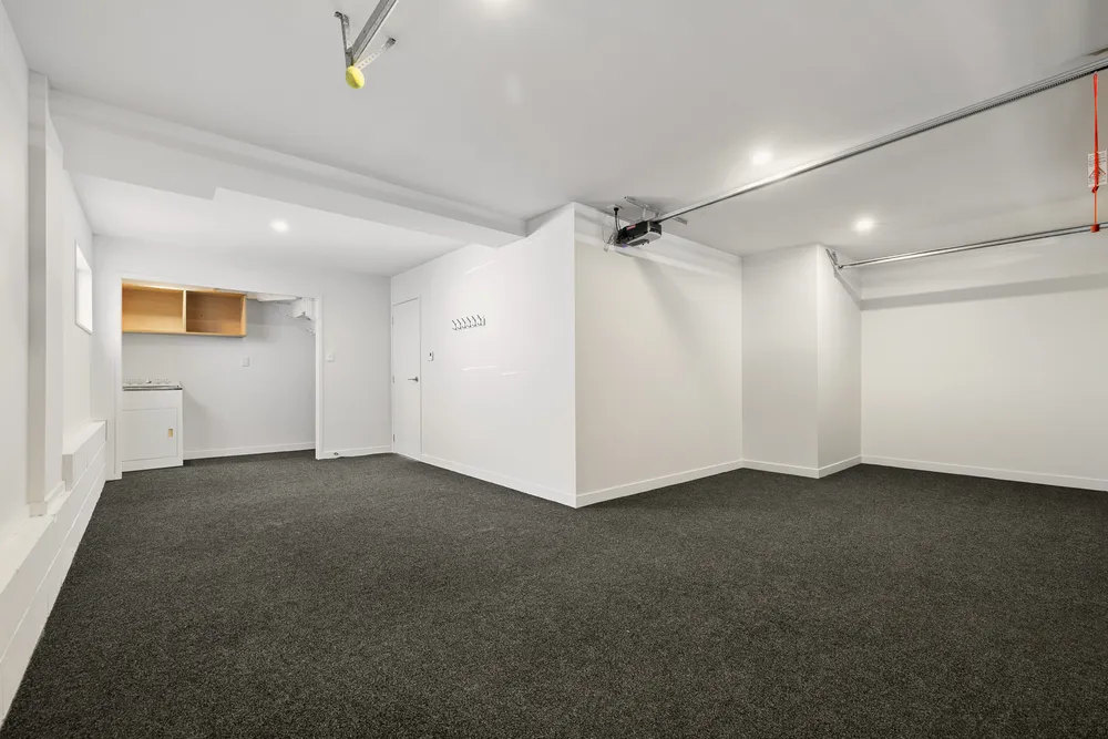 Photos of 35A Francis Street