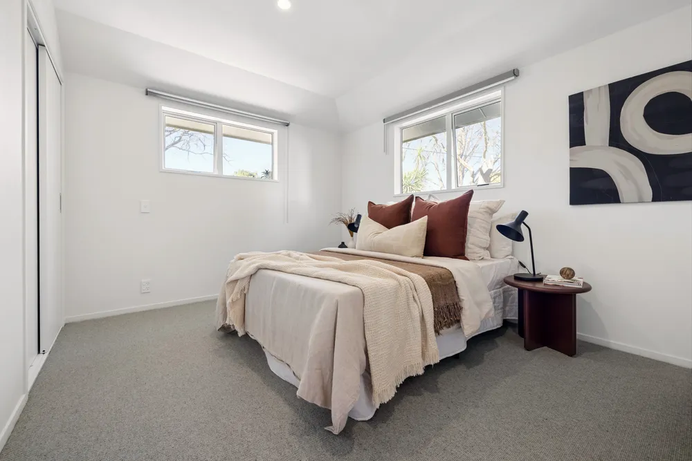 Photos of 35A Francis Street
