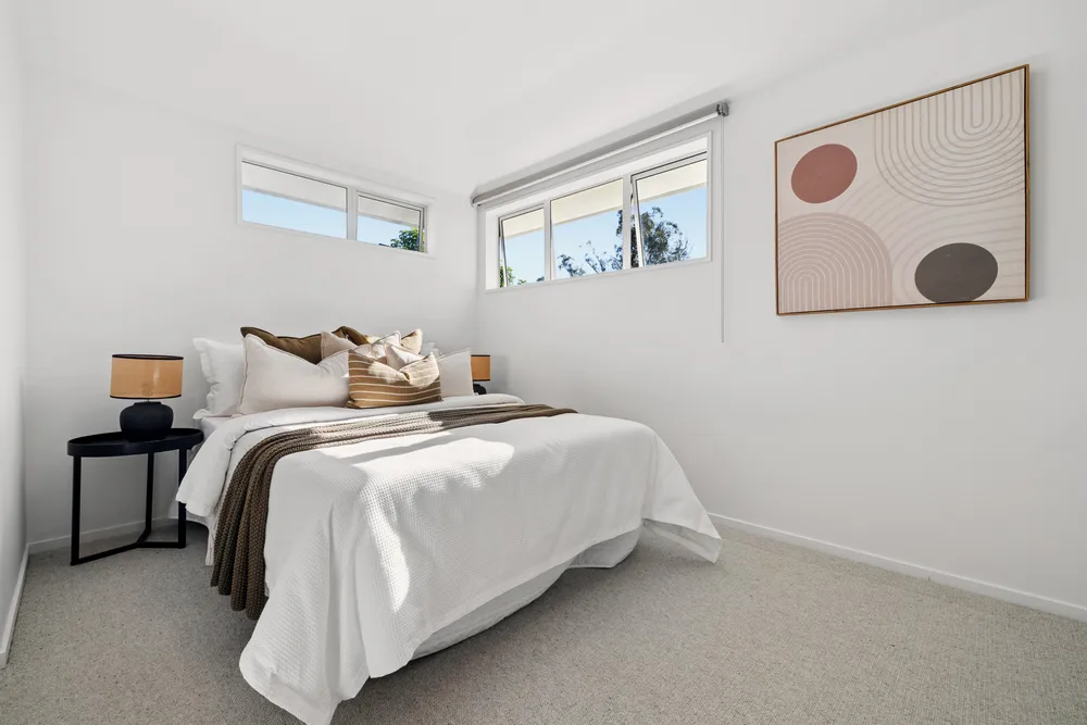Photos of 35A Francis Street