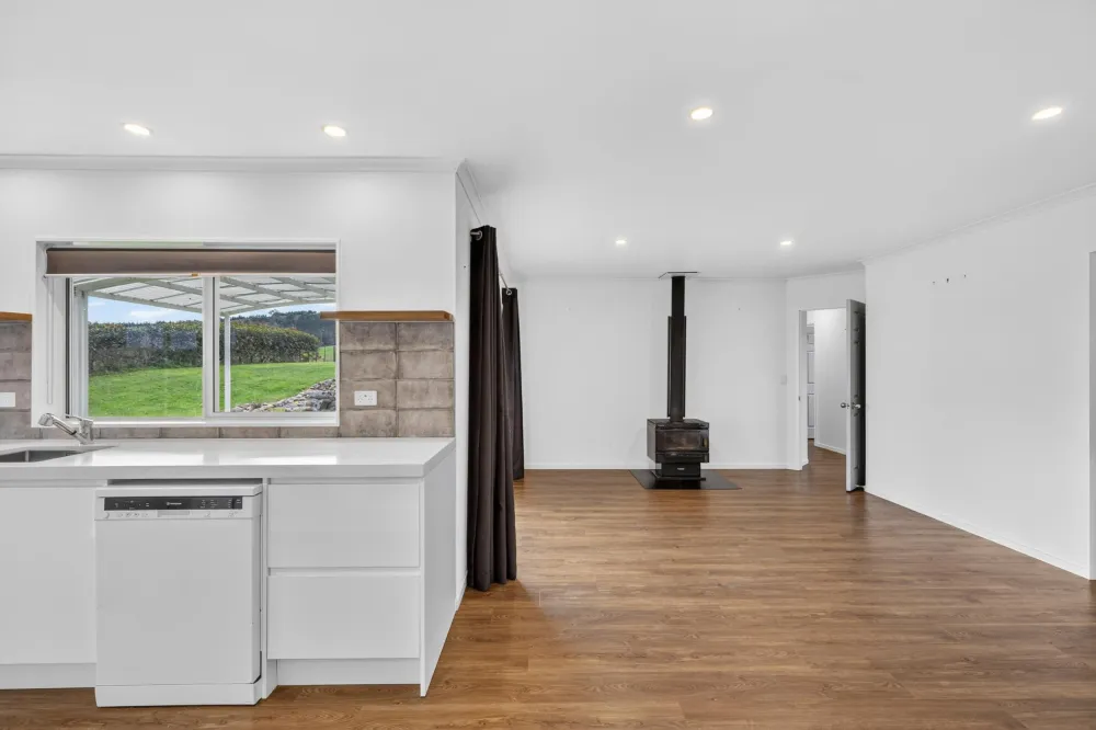 Photos of 636 Kopuku Road