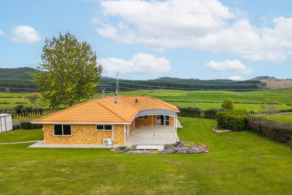 Photos of 636 Kopuku Road