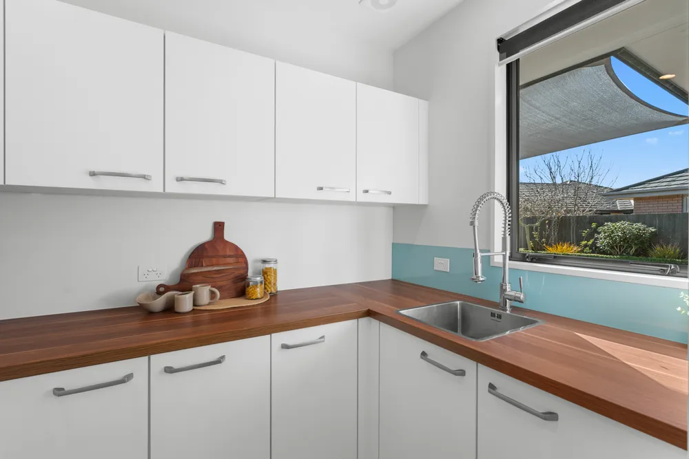 Photos of 8 Keith Street