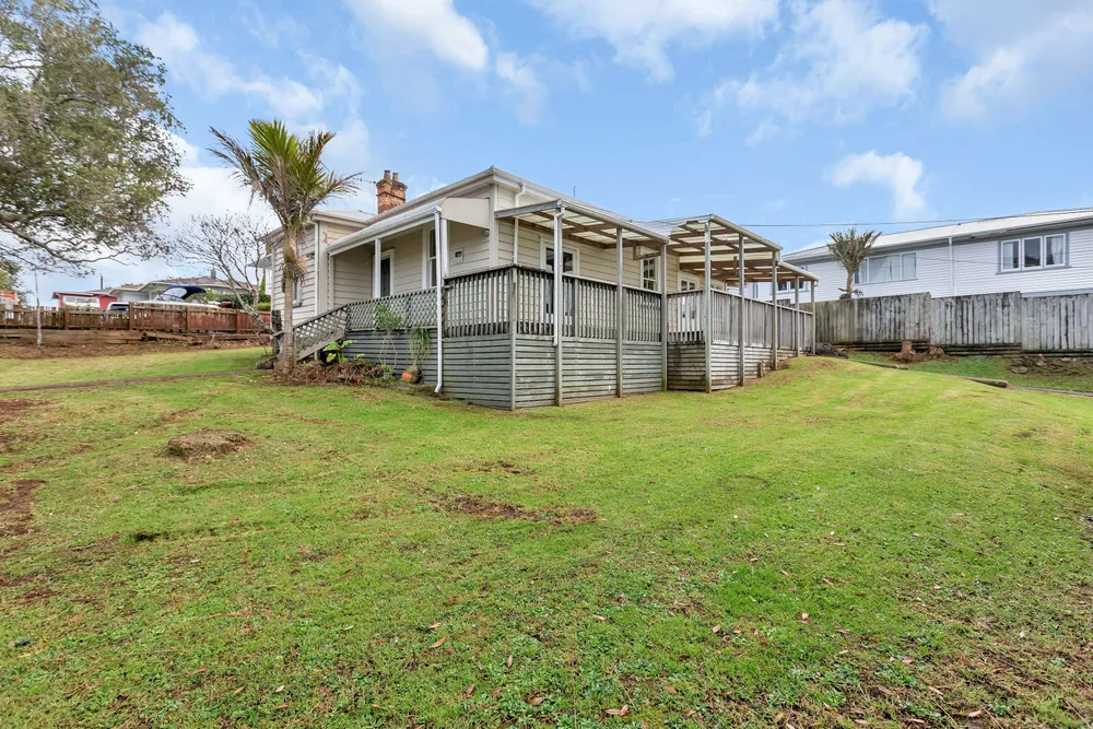 Photos of 12 Meldrum Street