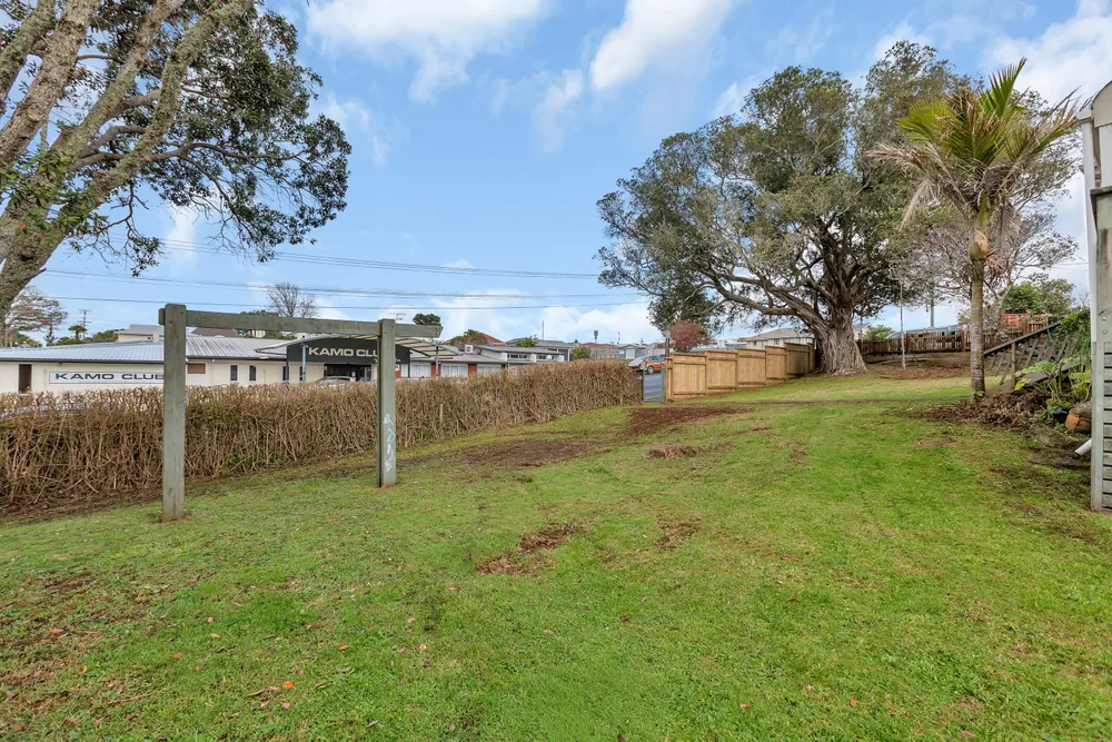 Photos of 12 Meldrum Street