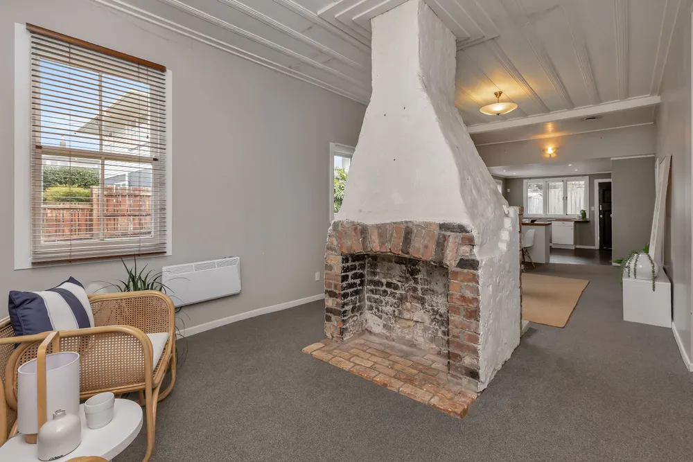 Photos of 12 Meldrum Street