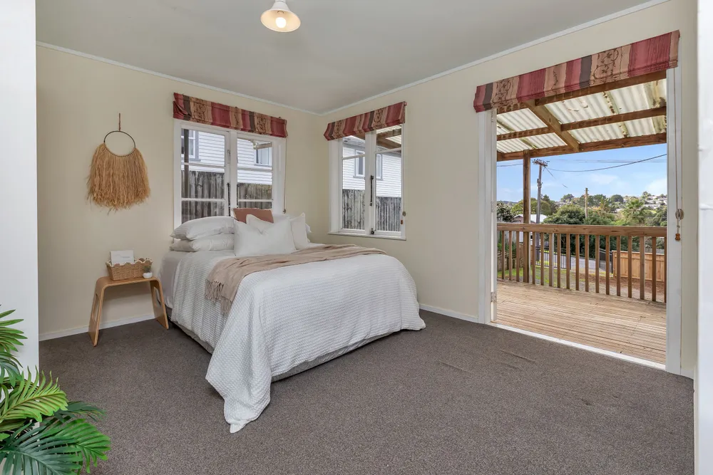 Photos of 12 Meldrum Street