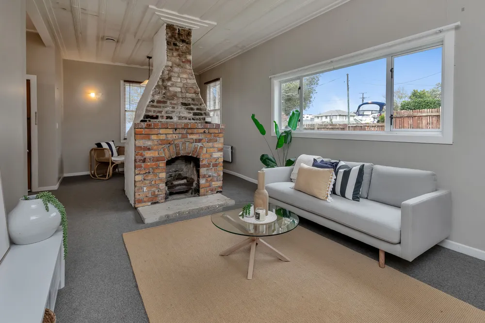 Photos of 12 Meldrum Street