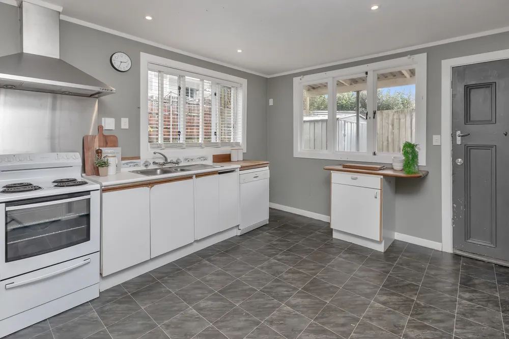 Photos of 12 Meldrum Street