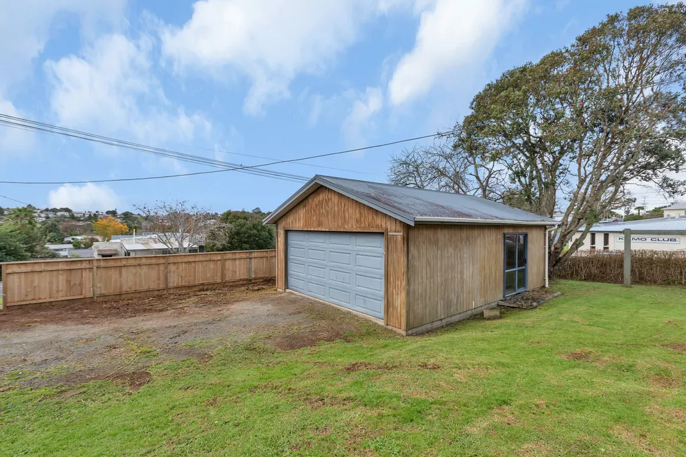 Photos of 12 Meldrum Street