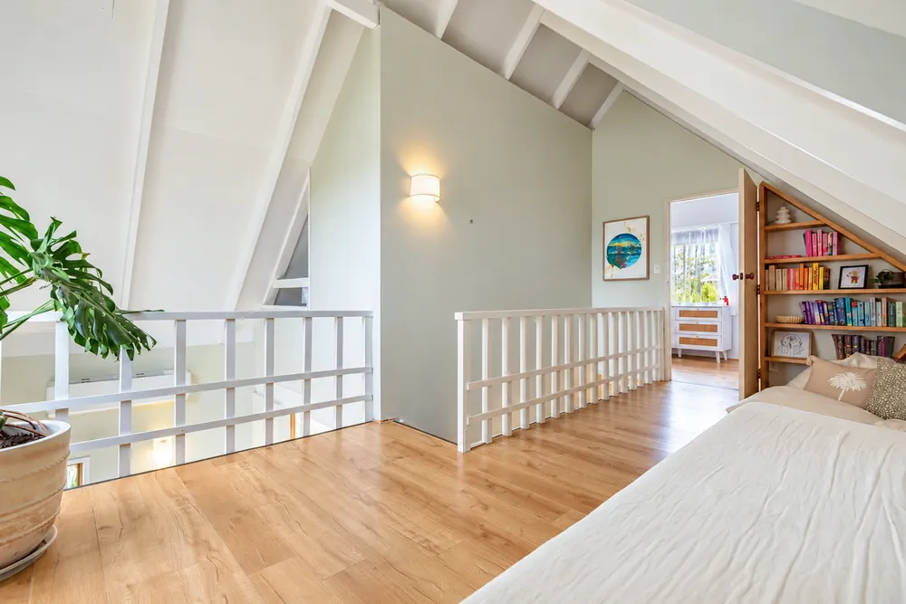 Photos of 1/103A Mountbatten Avenue