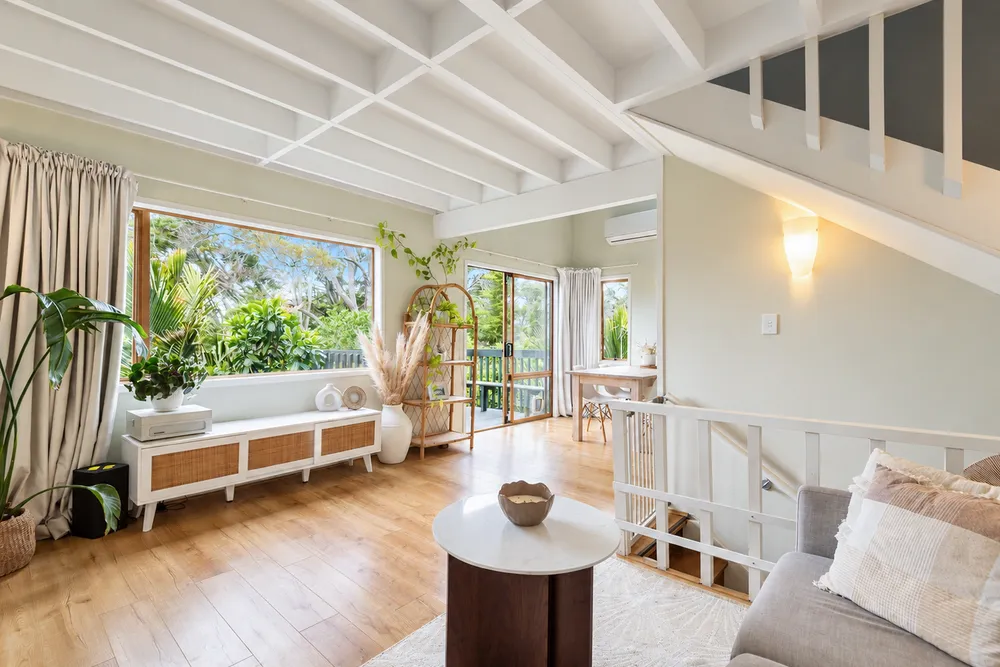 Photos of 1/103A Mountbatten Avenue