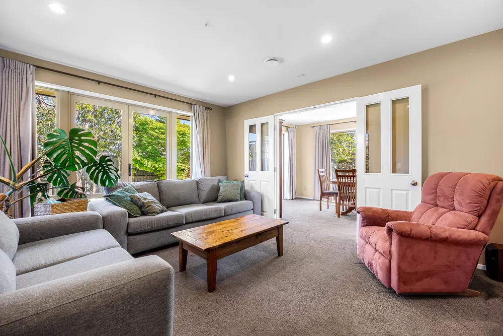 Photos of 70 Tennyson Street