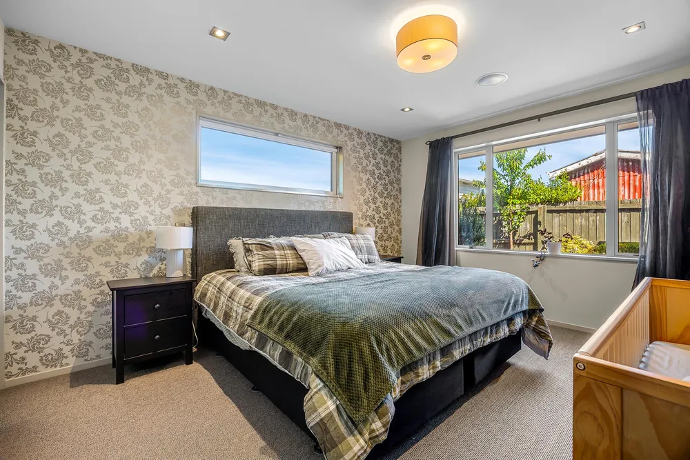 Photos of 70 Tennyson Street