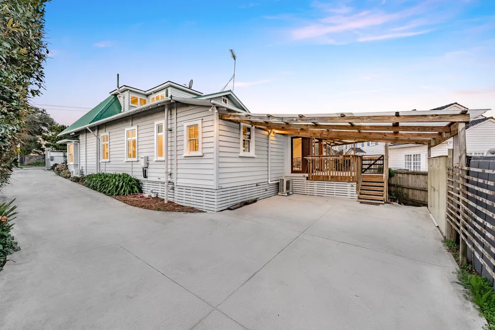 Photos of 225 West Tamaki Road