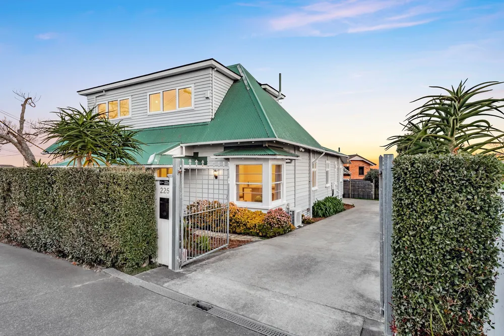 Photos of 225 West Tamaki Road