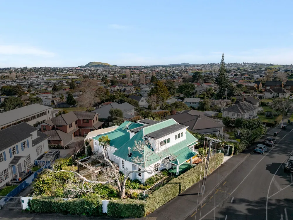 Photos of 225 West Tamaki Road