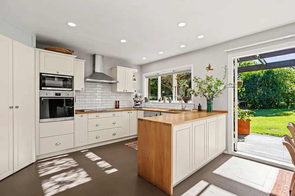 Photos of 410 Worsleys Road