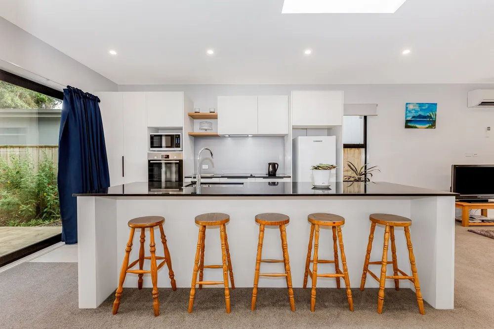 Photos of 3C Breakwater Way