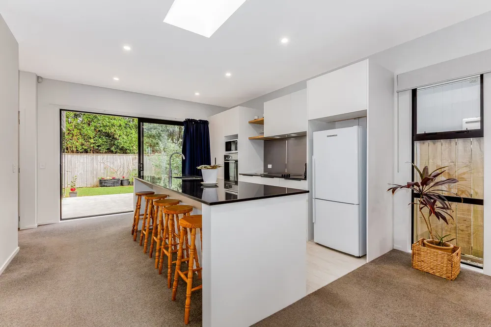 Photos of 3C Breakwater Way