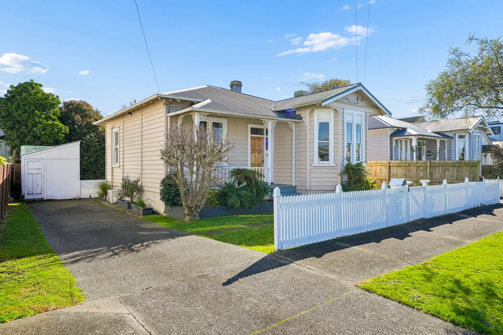 Photos of 8 Sunnyvale Road