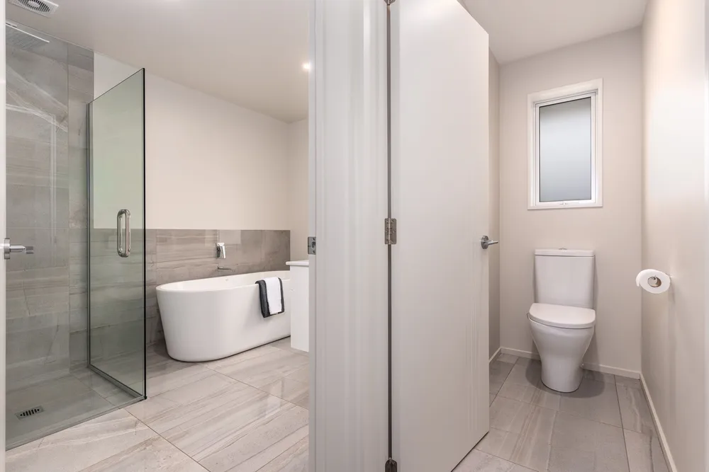 Photos of 5 Whitehorn Drive