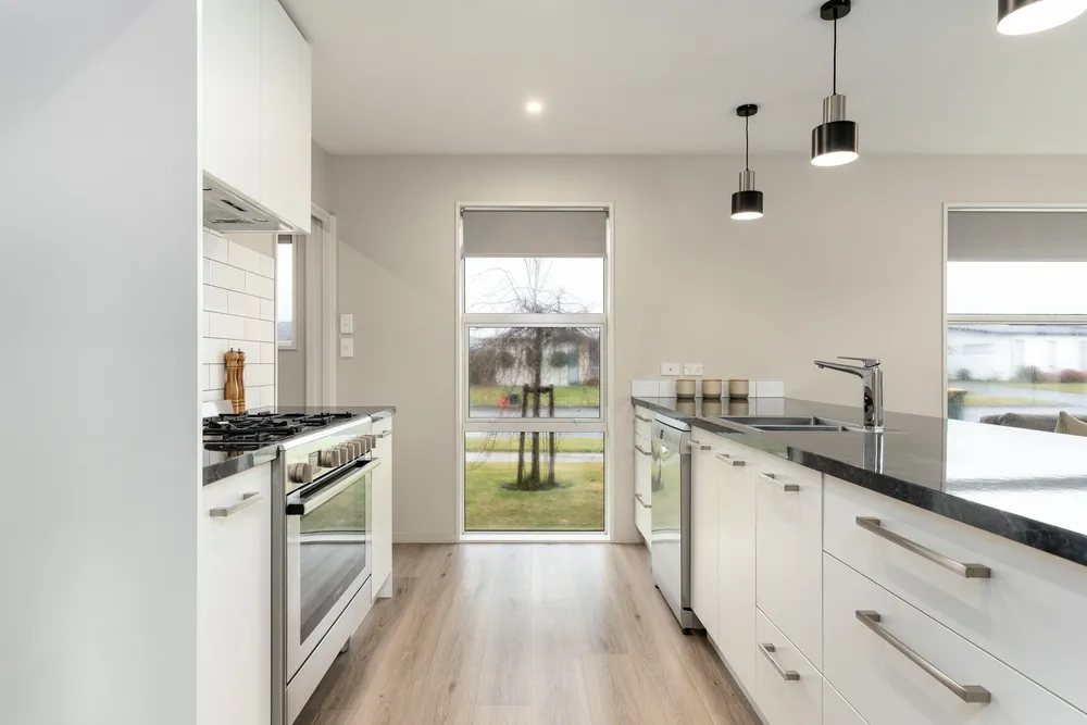 Photos of 5 Whitehorn Drive