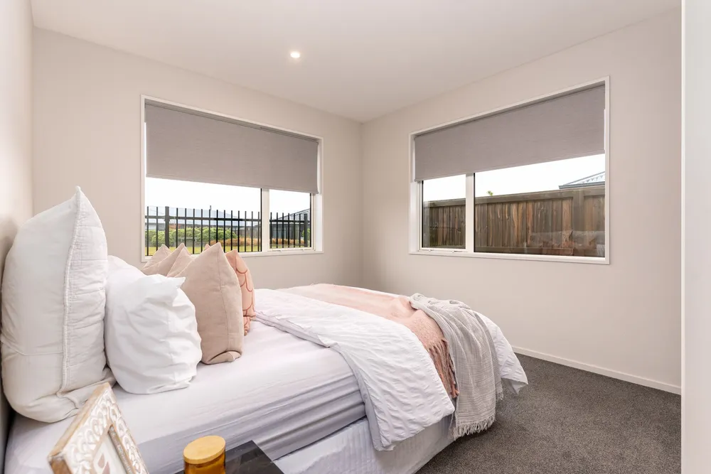 Photos of 5 Whitehorn Drive