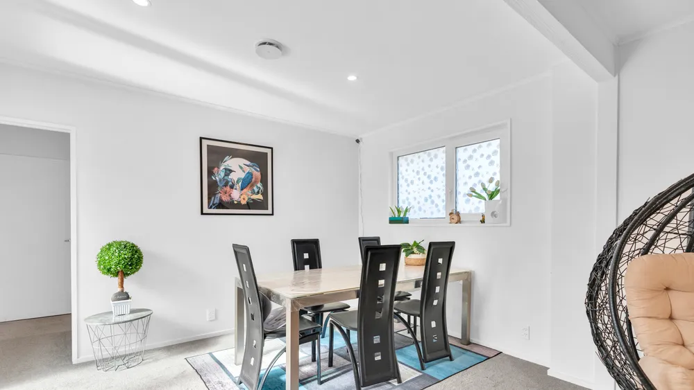 Photos of 136 Avonhead Road