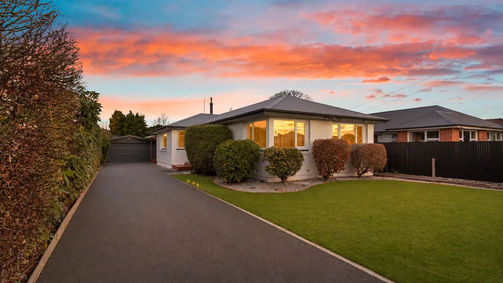 Photos of 136 Avonhead Road