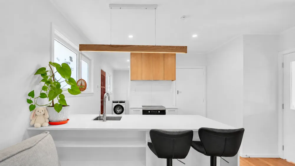 Photos of 136 Avonhead Road