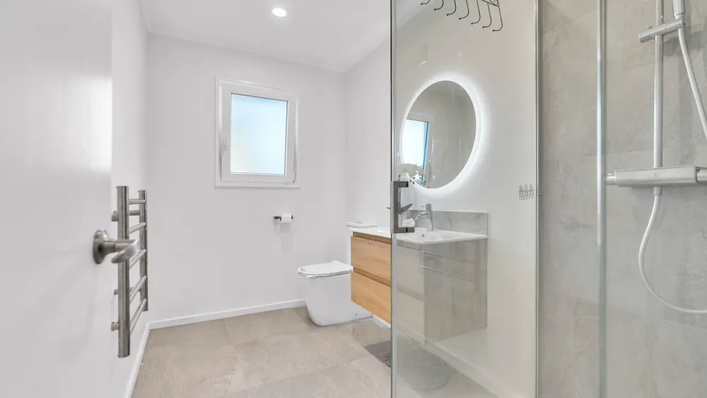 Photos of 136 Avonhead Road