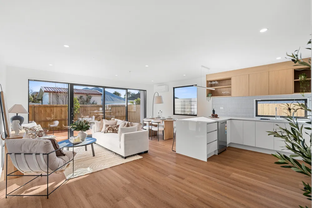 Photos of 136 Avonhead Road