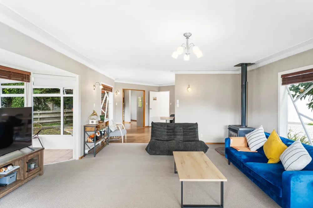 Photos of 12 Magnolia Avenue