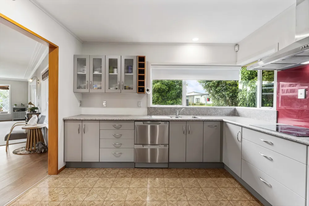 Photos of 12 Magnolia Avenue