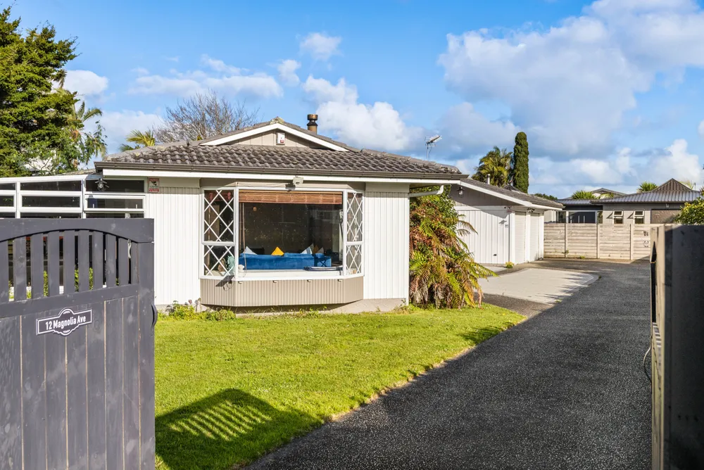 Photos of 12 Magnolia Avenue