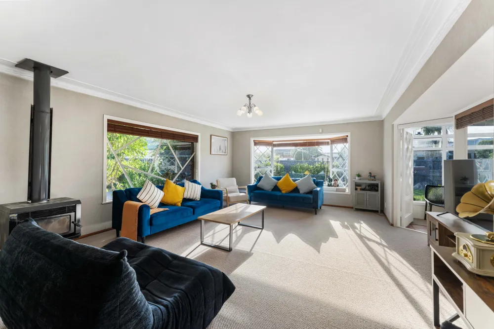 Photos of 12 Magnolia Avenue