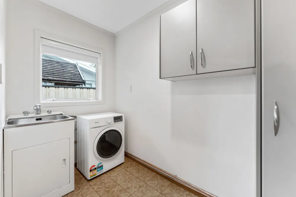 Photos of 12 Magnolia Avenue